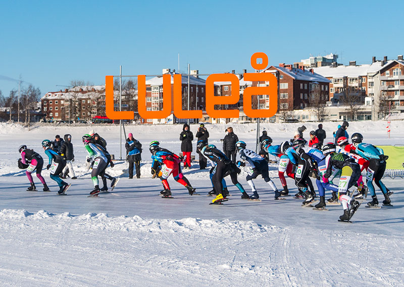 Miljontals blickar vänds mot isbanan i Luleå