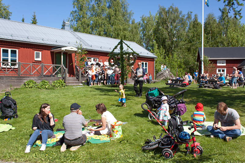 Med Kungsholm till Hindersön midsommarafton 2011