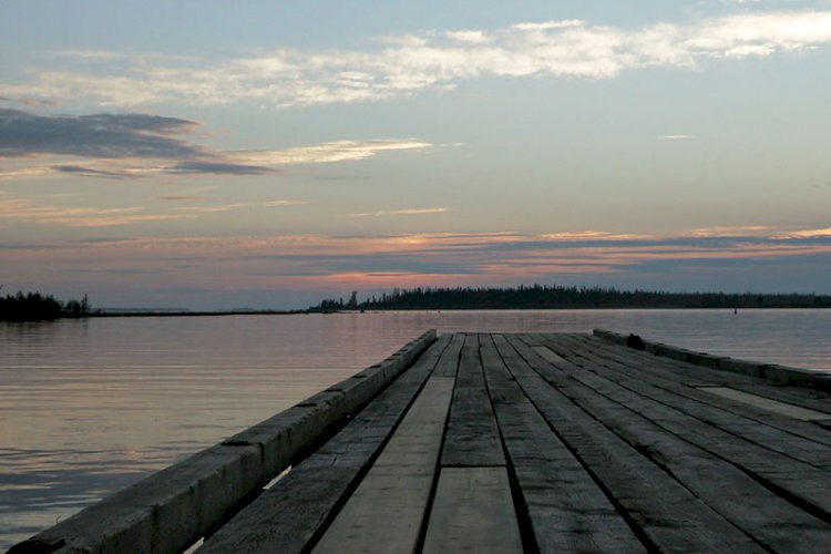 Du ser mörka moln komma mot dig. Vad kan du förvänta dig snart?